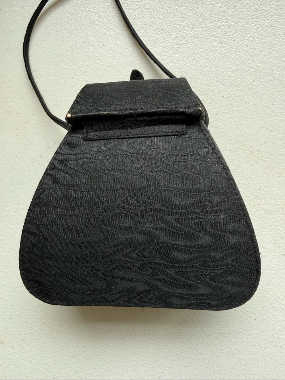 Vintage Classic Black Textured Shoulder Bag - Unbranded